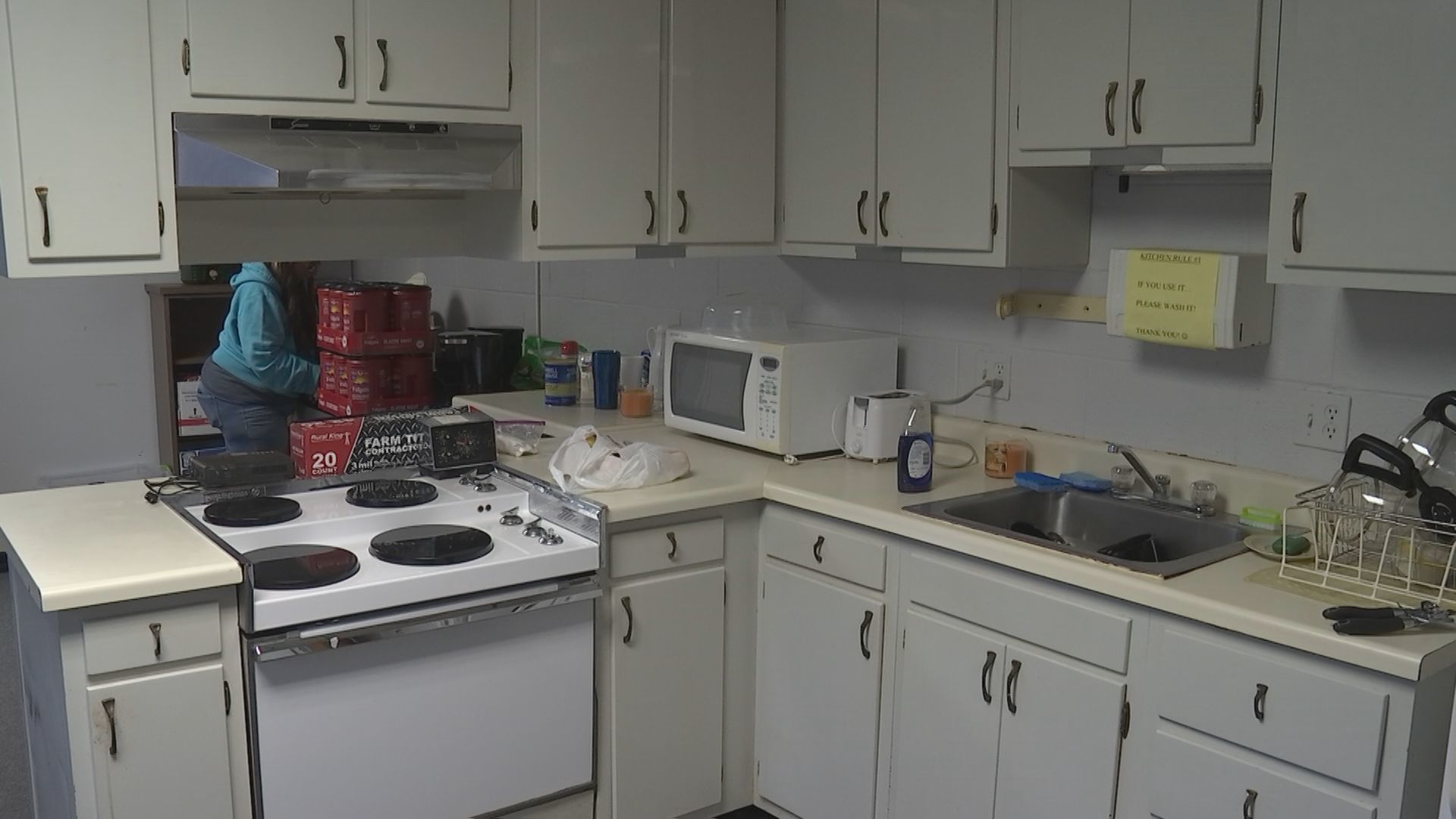 Carbondale warming center kitchen